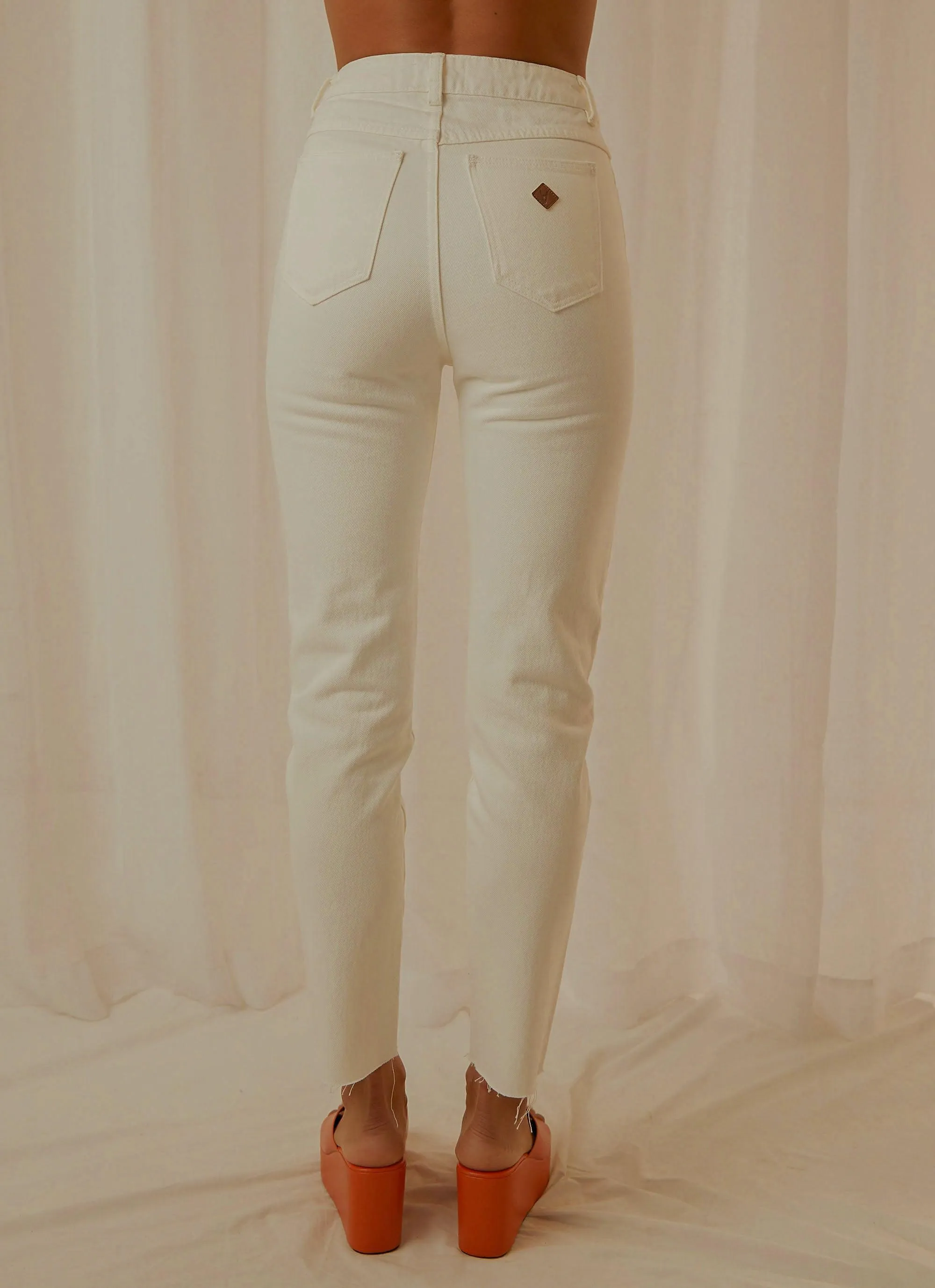 A 94 High Slim Jean - White Fade