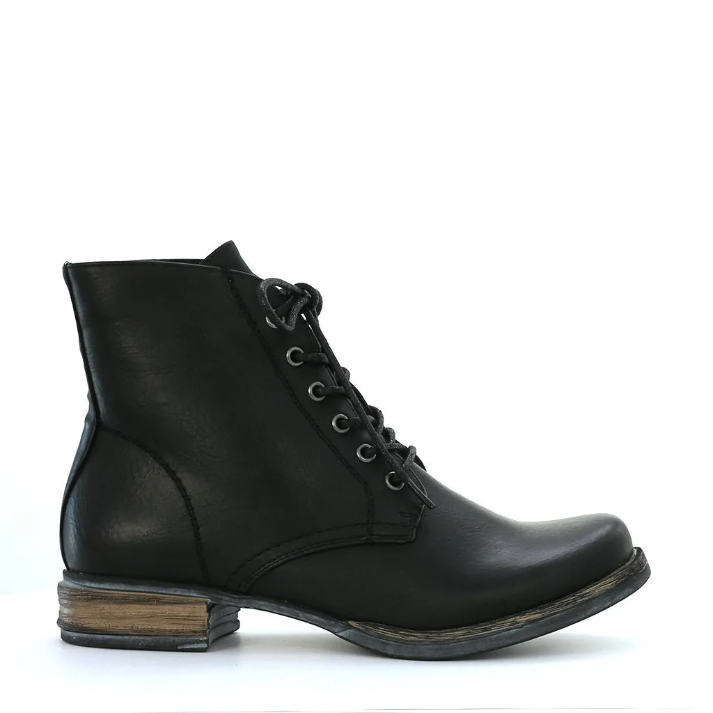 Corsa Ankle Boots