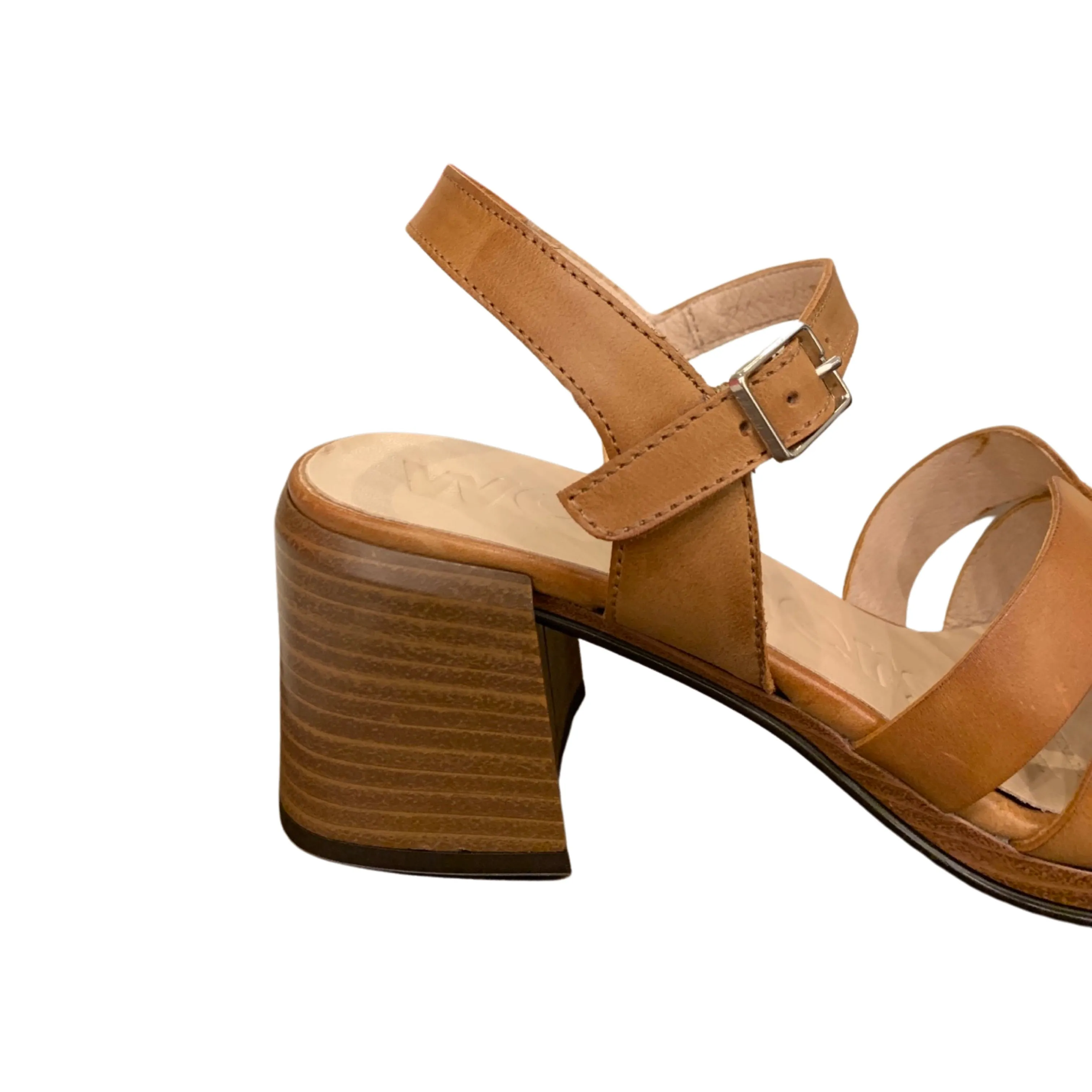 F7705 Cognac Sandal