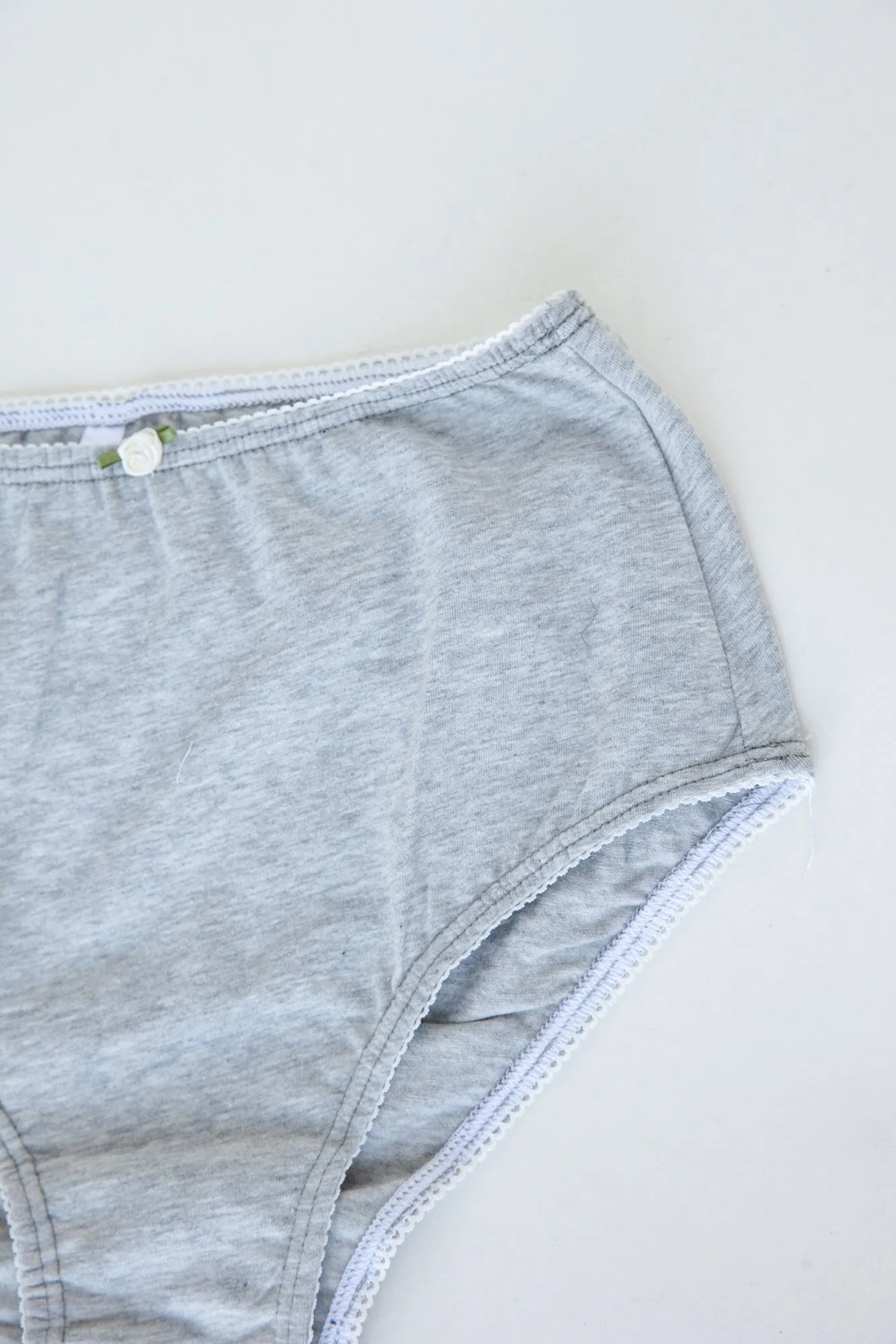 HIGH RISE UNDERWEAR IN HEATHER GREY