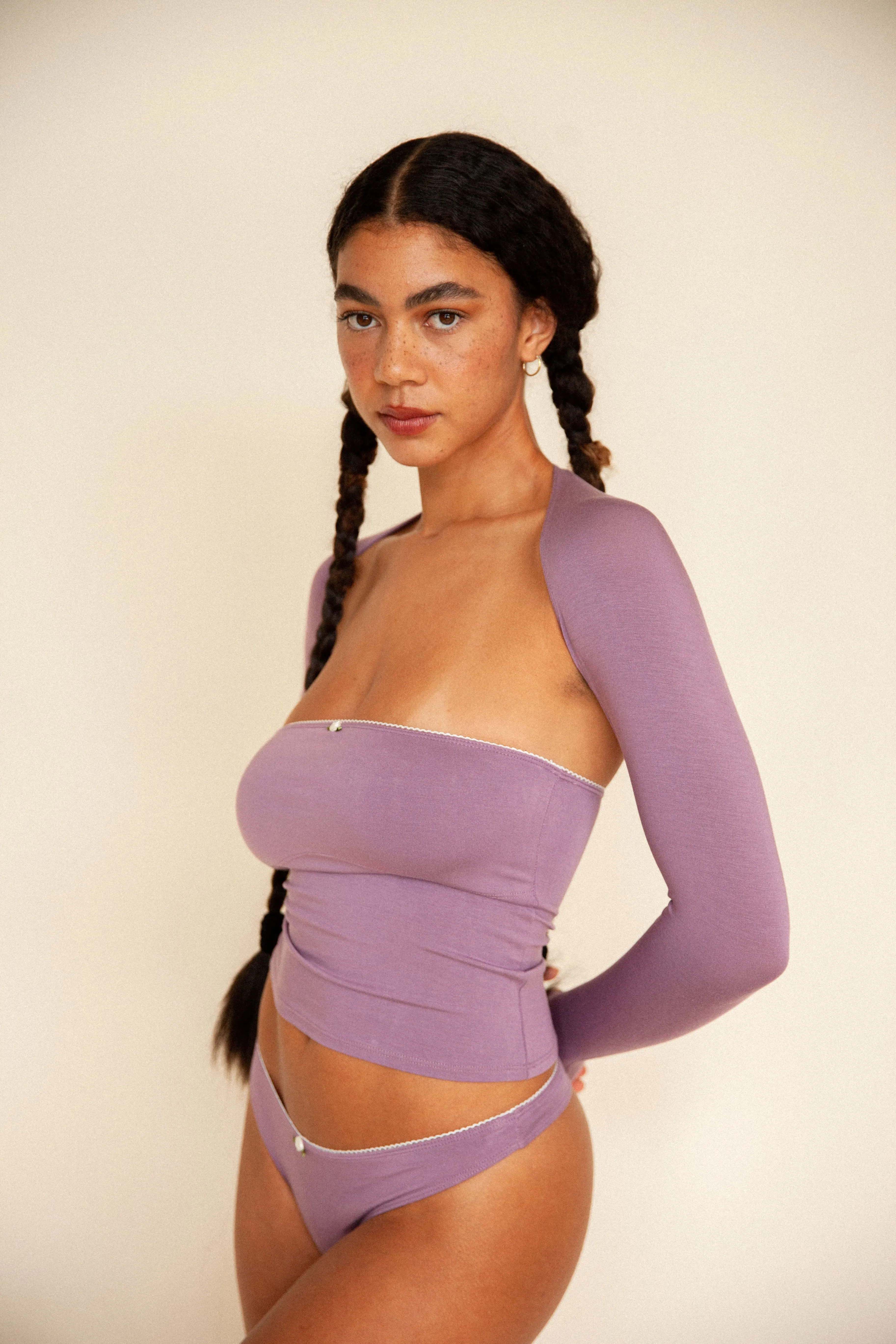 LINED CONTOUR TUBE TOP IN AUBERGINE