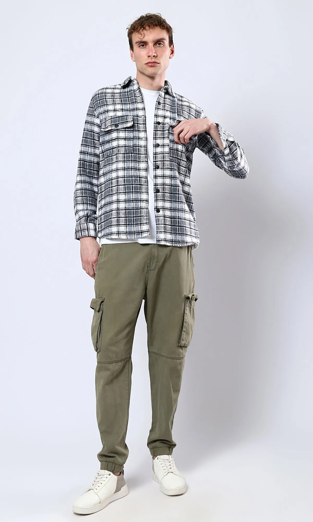 O180405 Plaids Dark Grey & White Buttoned Winter Shirt