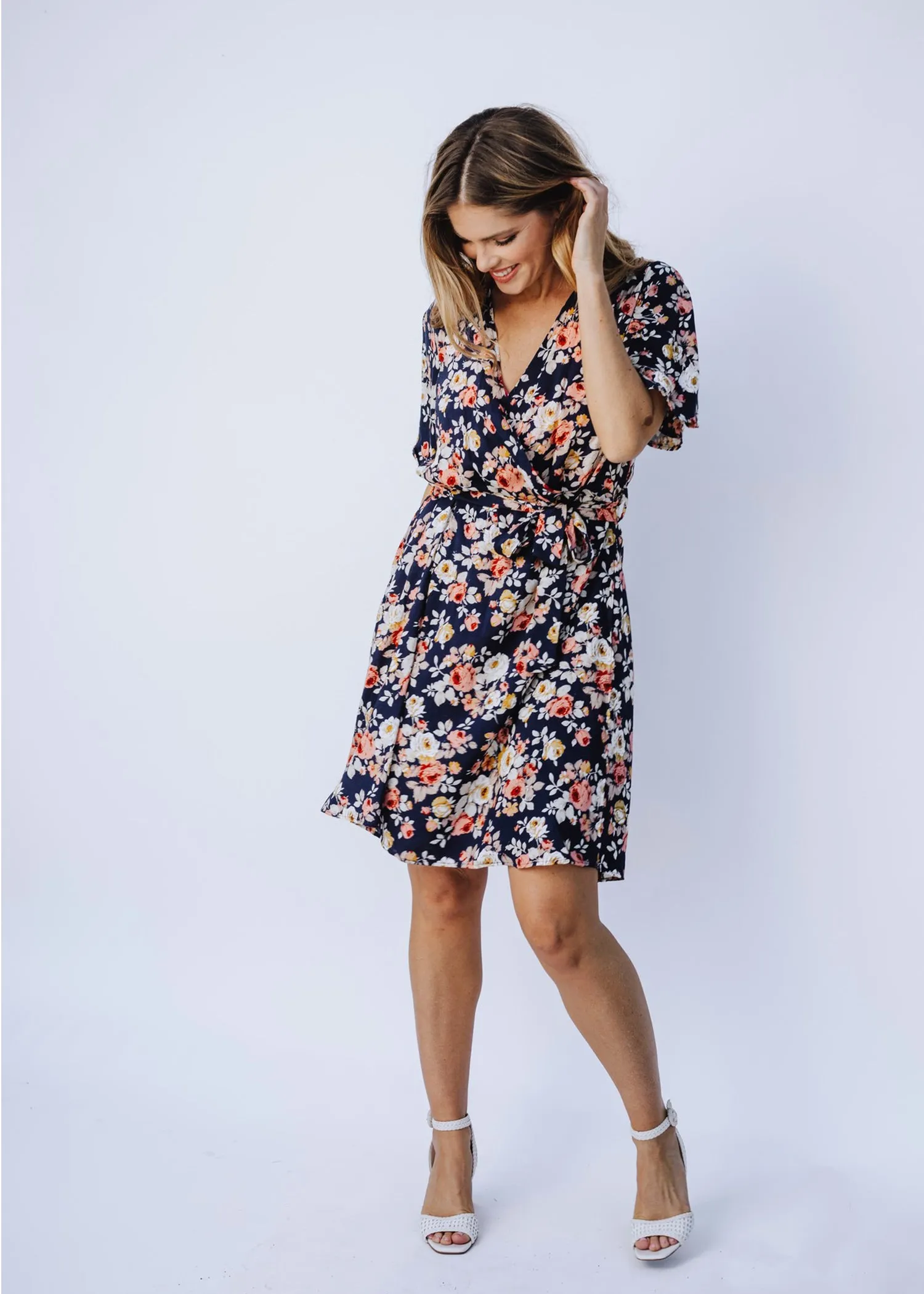 wrap dress/cover-up in navy fleur